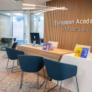 beneficios de aprender inglés en Academia Europea